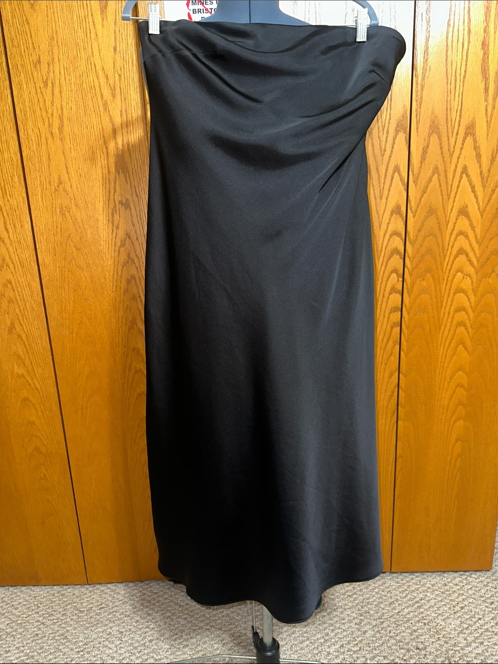 **LIKE NEW** EXPRESS Classic Strapless Black Evening Dress